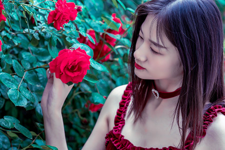 游击健儿逞英豪